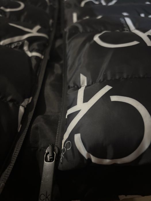 Елек calvin klein