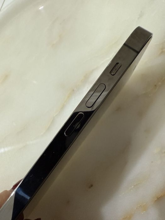 iPhone 12 Pro — 128GB