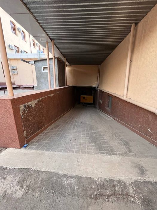 СРОЧНО ПРОДАЁТСЯ ! Нежилое помещение, фасад на дорогу | Зангиата