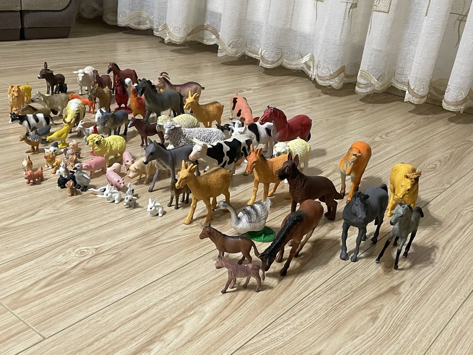 Figurine animale salbatice si domestice din plastic