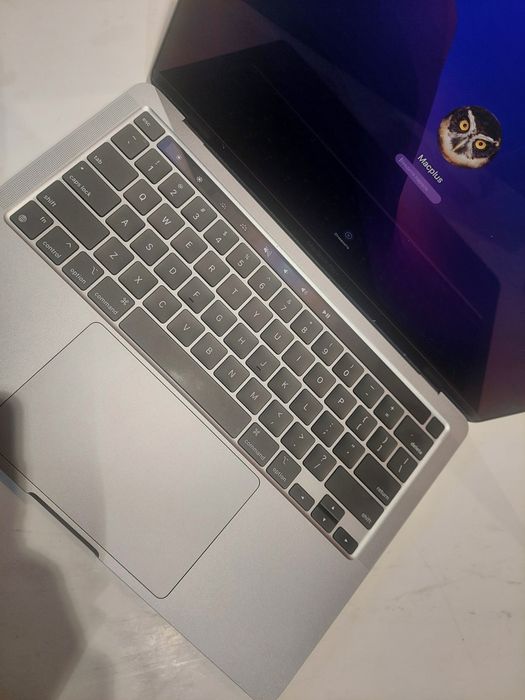 Apple macbook новый с документами