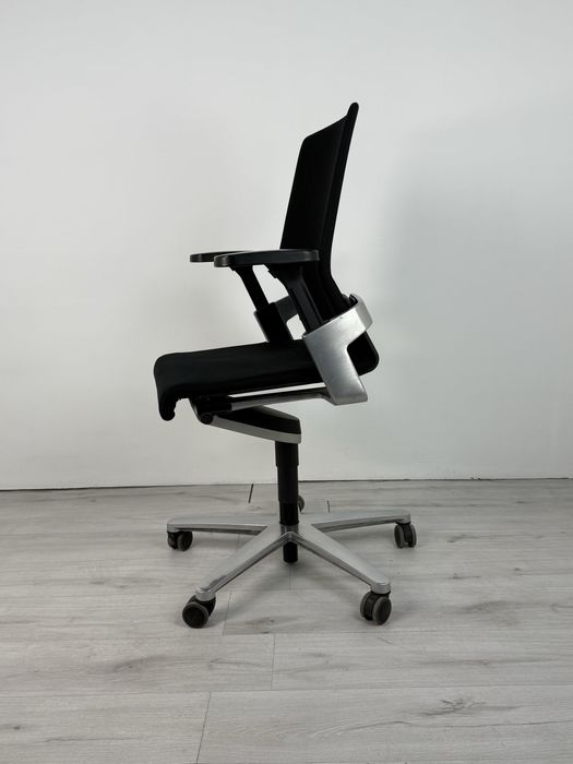 Ръководен офис стол Wilkhahn On 175/7 черен с облегалка Trimsion