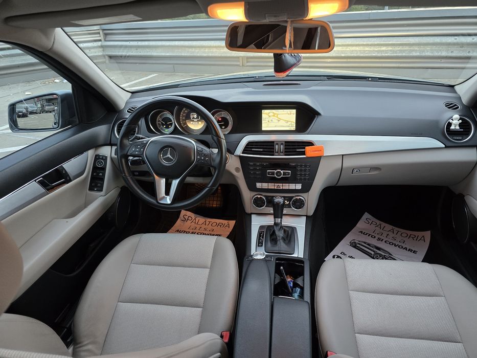 Mercedes Benz C200,160cp, automat (7Gtronic)