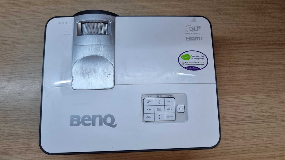 Videoproiector BenQ MW820ST/3D/WXGA/ Contrast 13000:1/3000 ANSI Lumeni