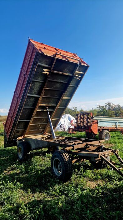 Remorca basculabila 3 părți