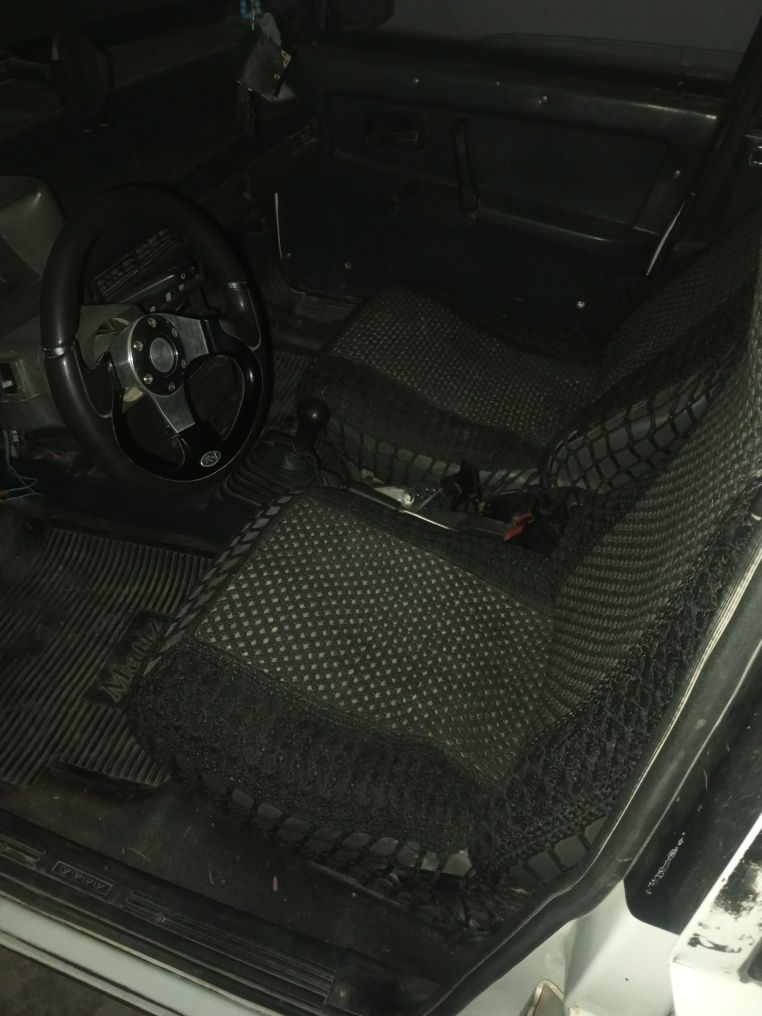 Lada vaz 21099 sputnik