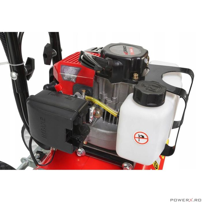 Motocultor pe benzina cu motor in 2 timpi, capacitate 5.2 cp 30 cm