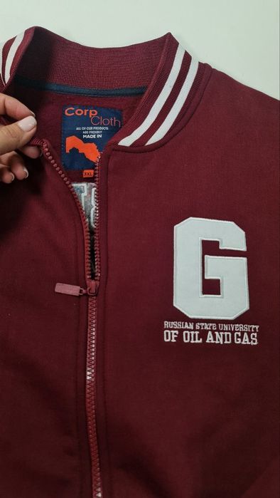 Мерч для университетов и частных школ