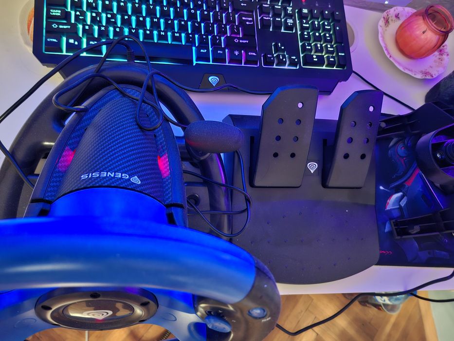 Волан - скорости и педали за компютър - конзола Genesis Seaborg 350