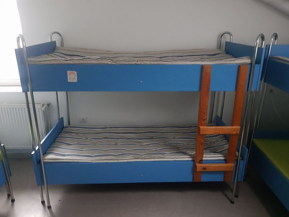 Двуетажни легла, 28 бр.