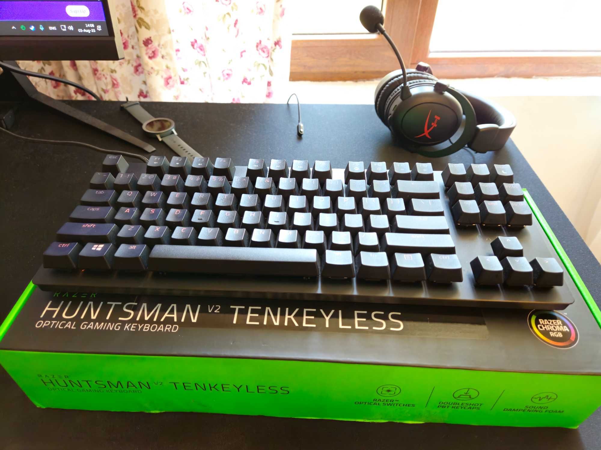 razer huntsman v2 TKL геймърска клавиетура