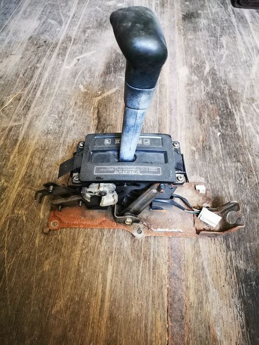 Продам селектор переключения передач Паджеро 2