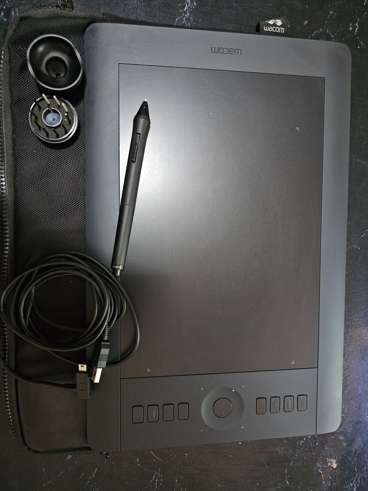 Wacom Intous M Pro