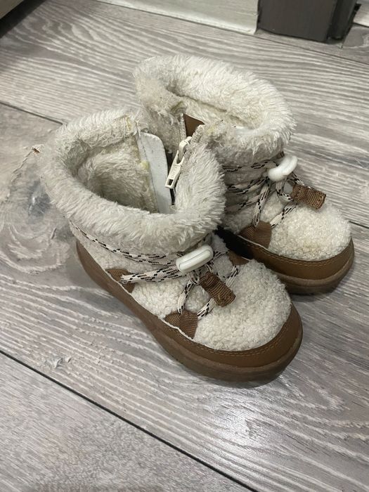 Vând ghete iarnă bebe măr 23