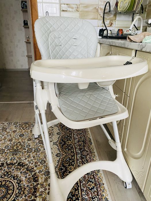 Продам детское кресло