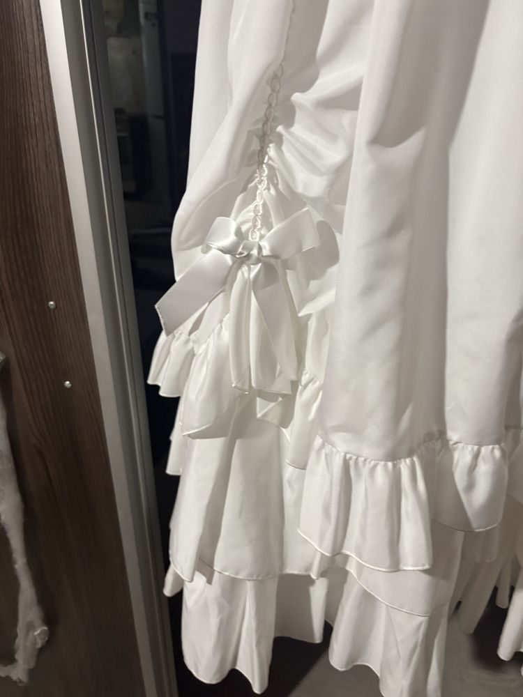 Cosplay бяла рокля