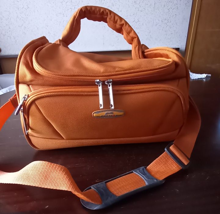 Дамски нови чанти