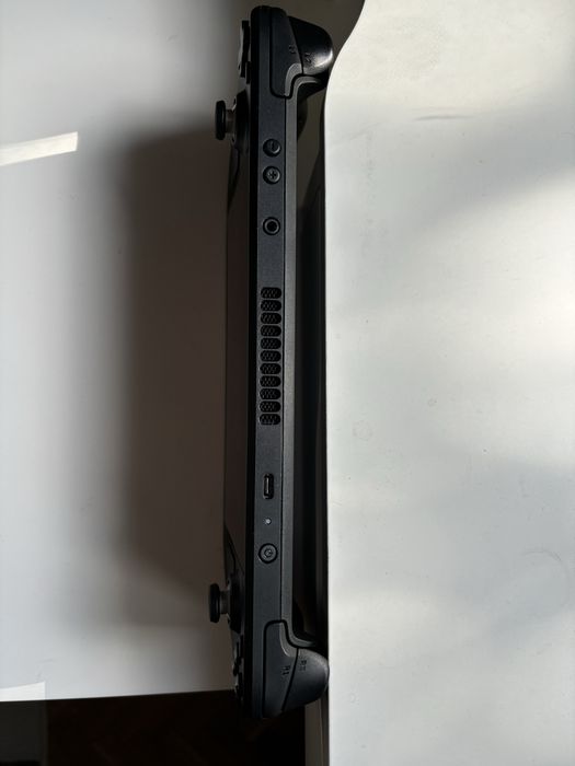 Steam Deck LCD 64 GB - неразличим от нов