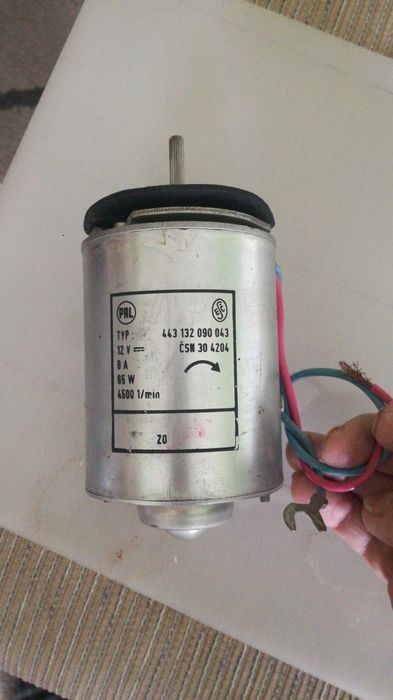 Продавам алтернатор/ динамо и други части за Авия.