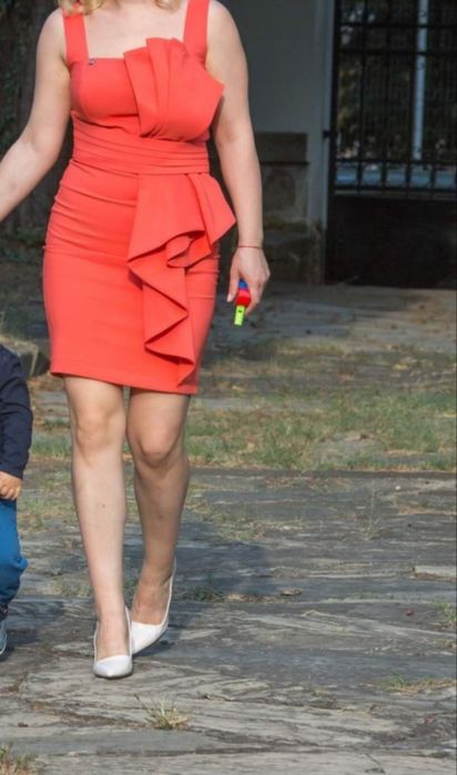 Маркова рокля LUCY