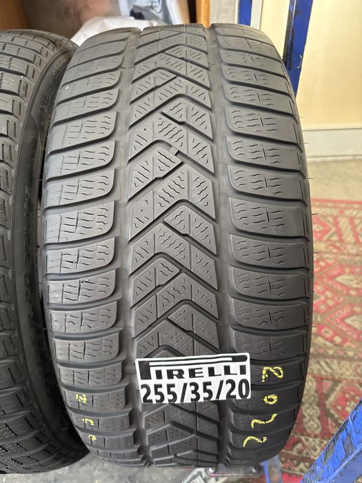 255/35/20 Pirelli M+S