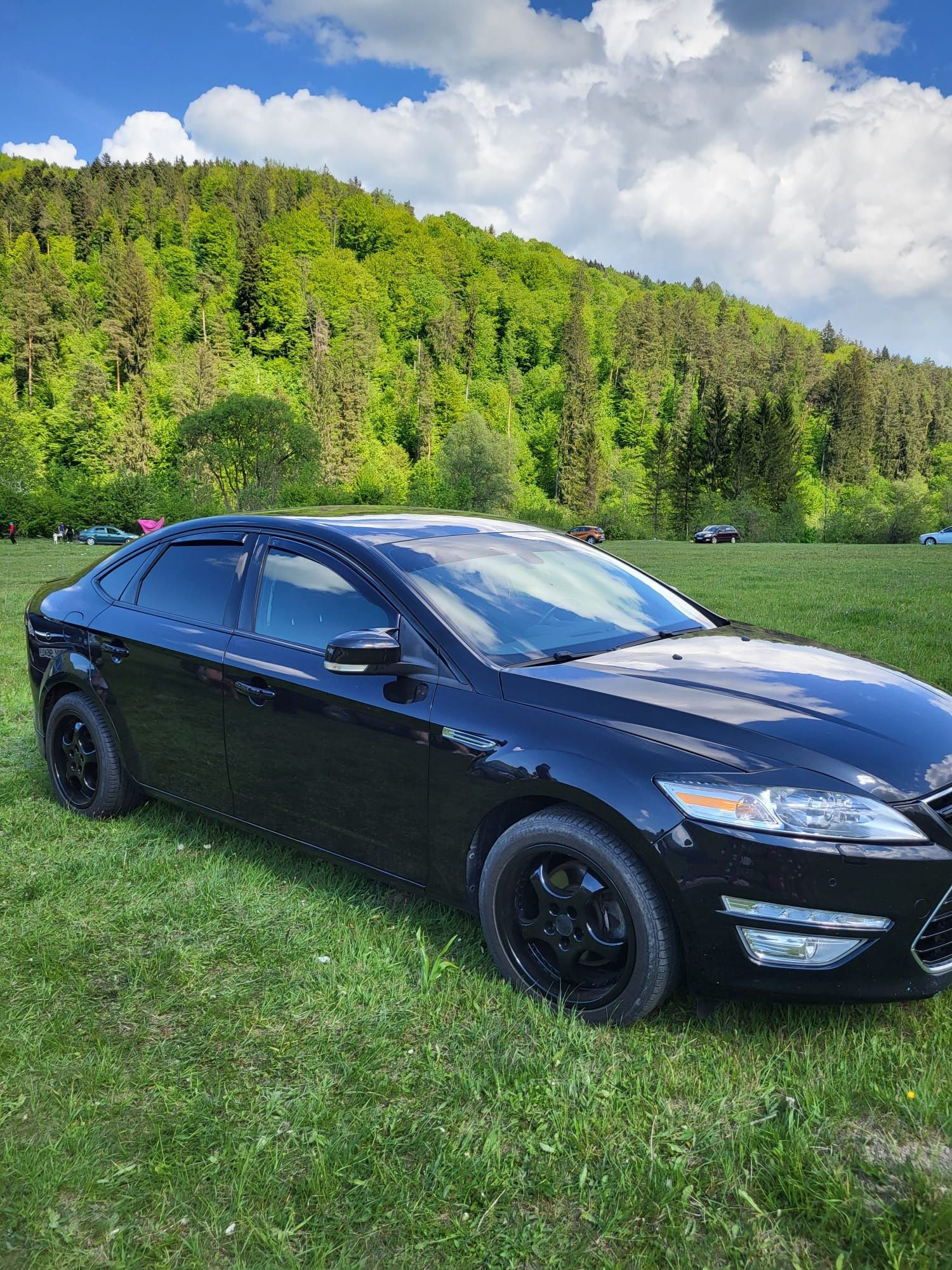 Vând Ford Mondeo 1.6