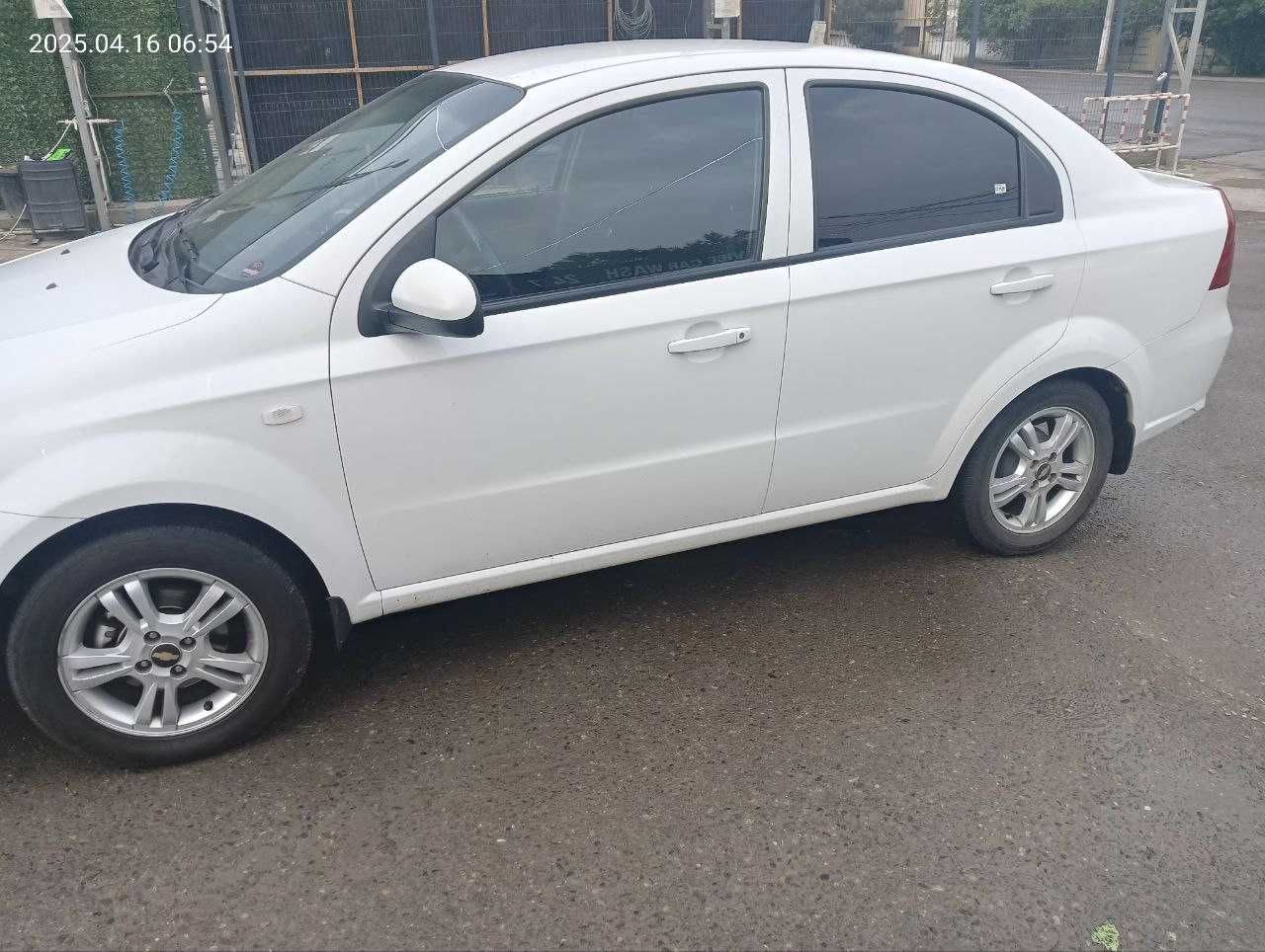 Avtomobil sotaman
