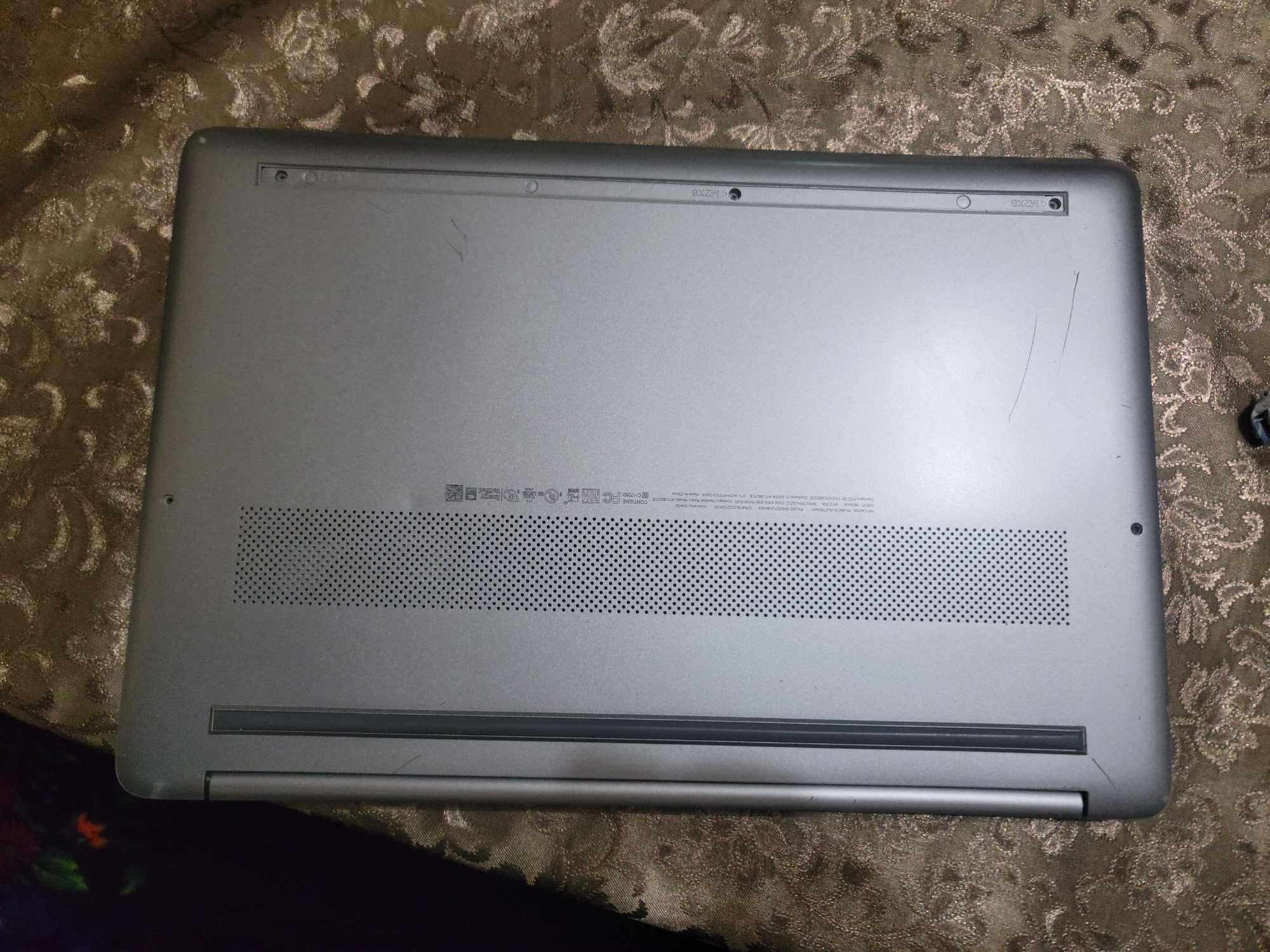 Ноутбук HP Laptop 15
