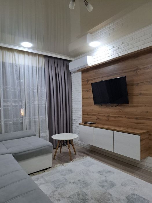 Срочно сдаётся люкс 1 ком квартира. На Чиланзаре  1 квартал