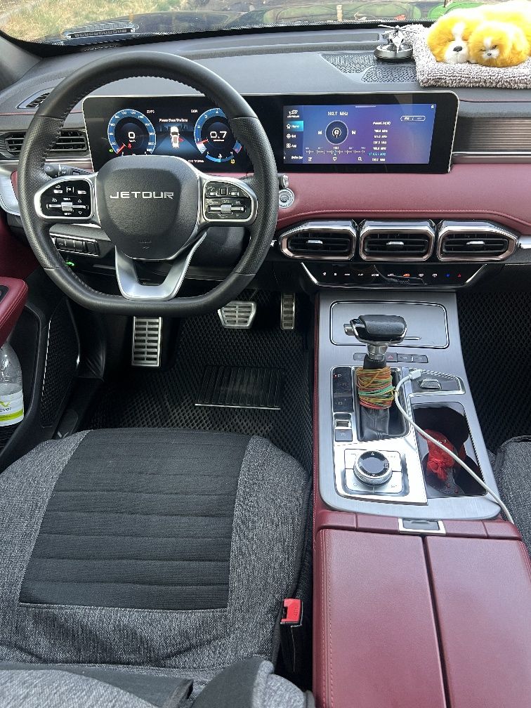 Jetour x 70 plus
