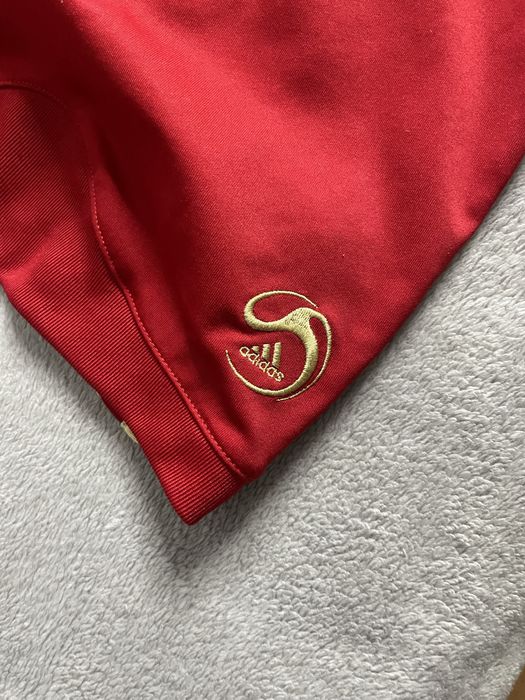 Pantaloni scurti Adidas Fire. Mariema M