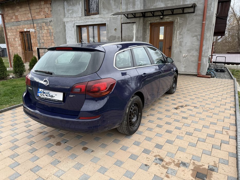 Opel Astra Sports Tourer 1.7 CDTI – 125 CP – 2011 – Euro 5