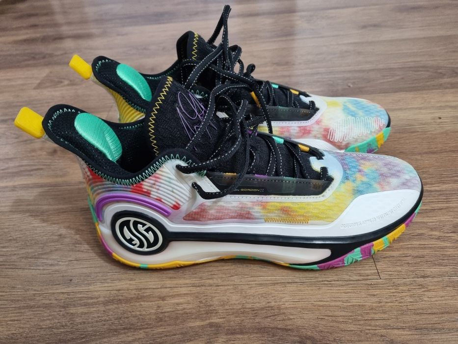 Баскетбольные кроссовки 361 degrees AG 4 новые