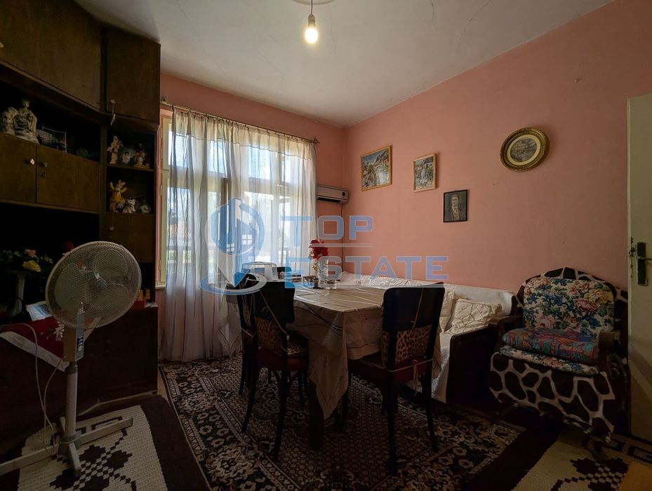 Продава се Къща в Полски Тръмбеш - 140 кв.м за 292 €/кв.м - Снимка #11