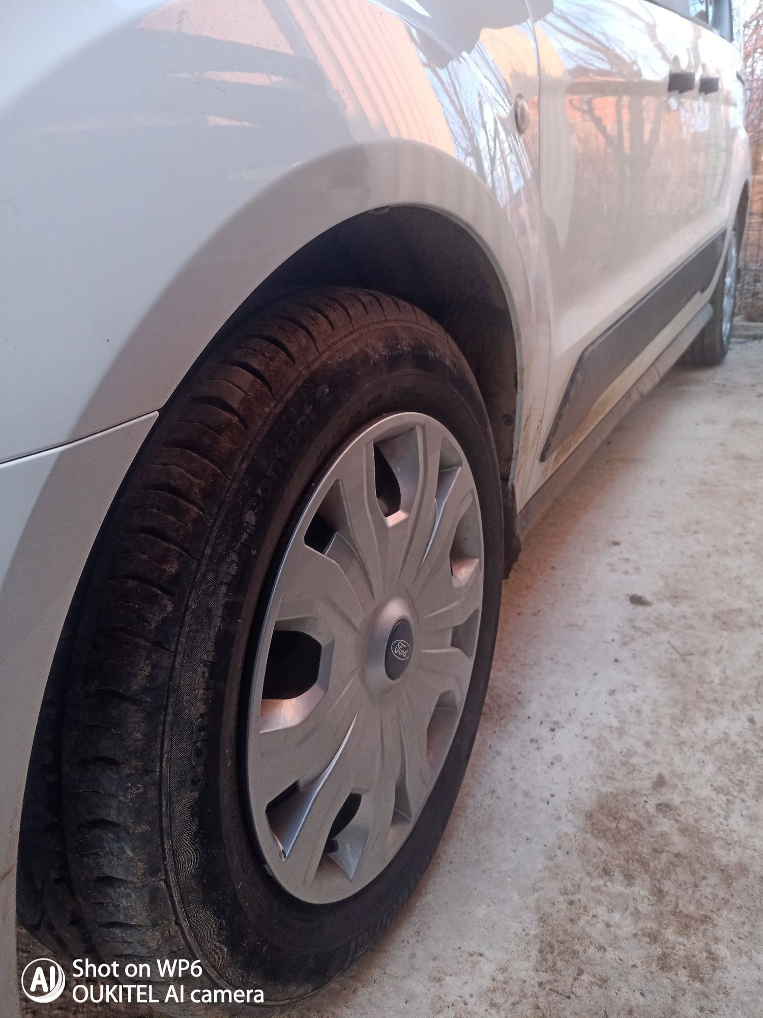 Vând Ford Transit Connect sau schimb