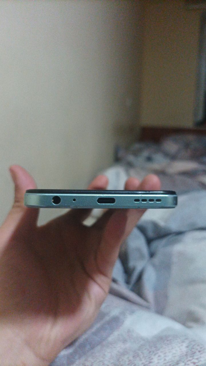Vivo v 22 8/64 obmen tolko iPhone