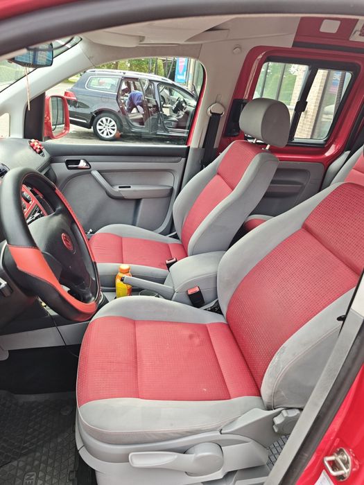 Vând  Sau Schimb Vw Caddy Life 2008 1,4 benzina