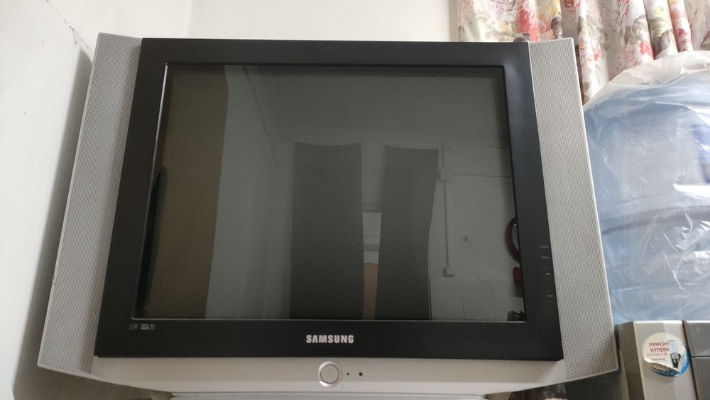 телевизор Samsung