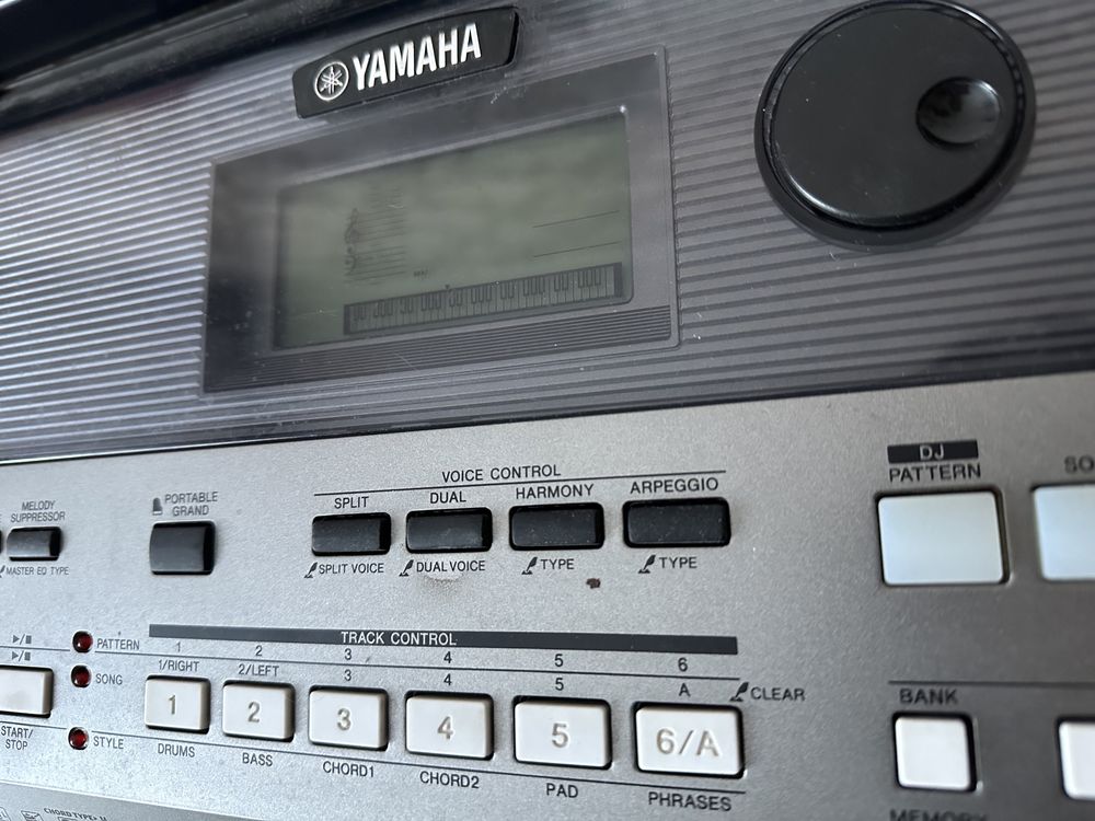 Синтезатор yamaha 443