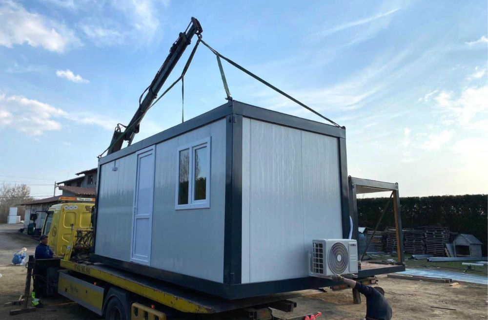 Vand construiesc containere modulara si garaje auto din structura