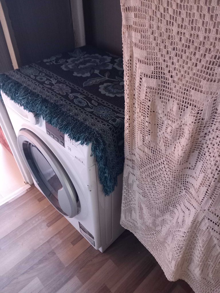 Дава се под наем Едностаен апартамент в София, Младост 1А - 48 кв.м за 204 € - Снимка #4