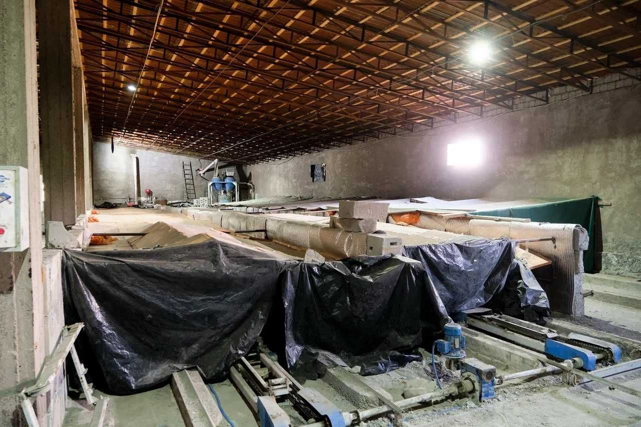 Промзона: База свободного назначения.
