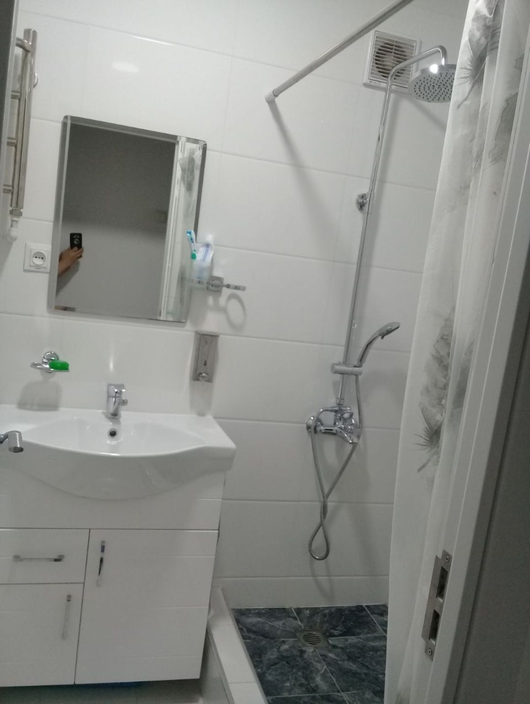 Продам 3/2/5 С ремонтом Буз Ялангач Чимган Экобазар №Р386