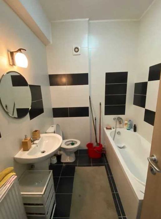 Дава се под наем Двустаен апартамент в Пловдив, Център - 44 кв.м за 188.7 € - Снимка #2