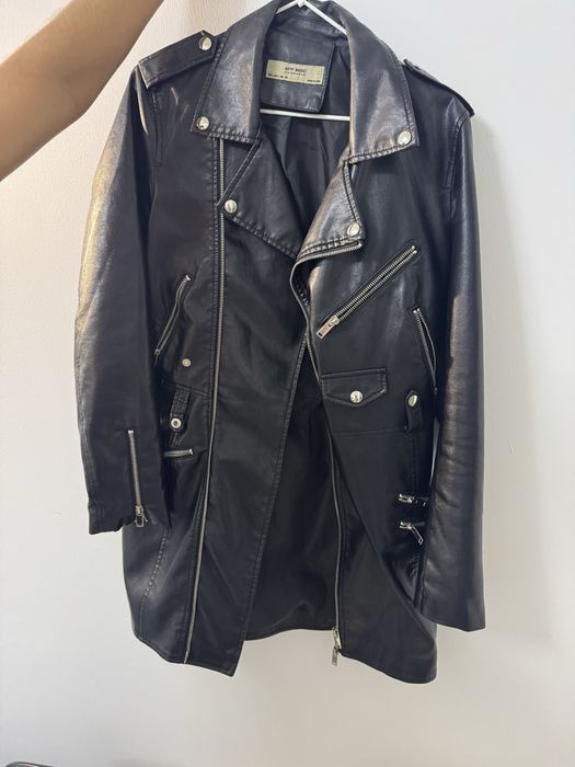 Кожаная куртка удлиненная