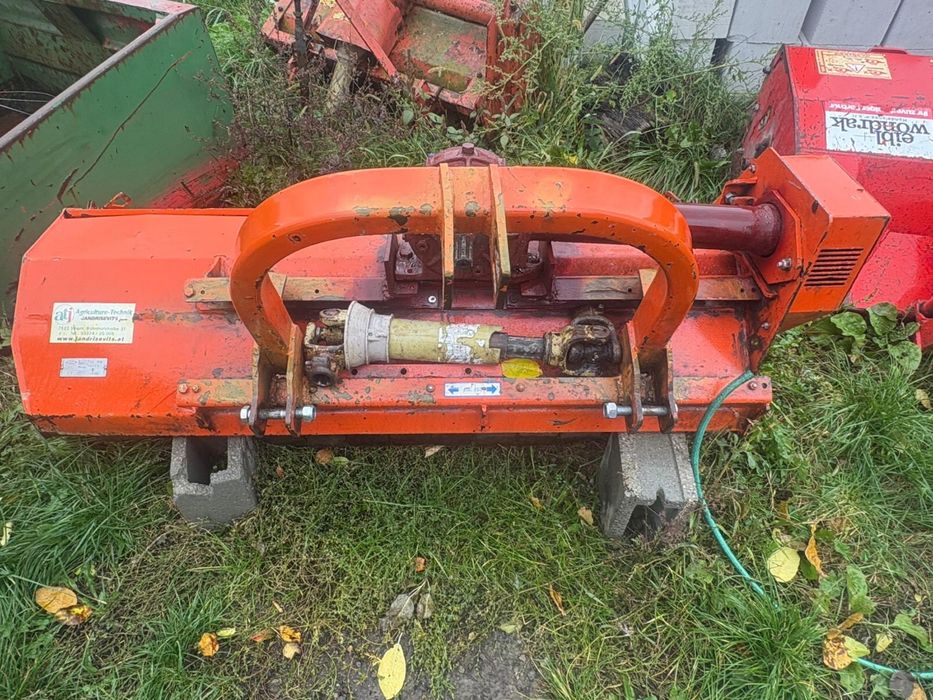 Vand tocator resturi vegetale