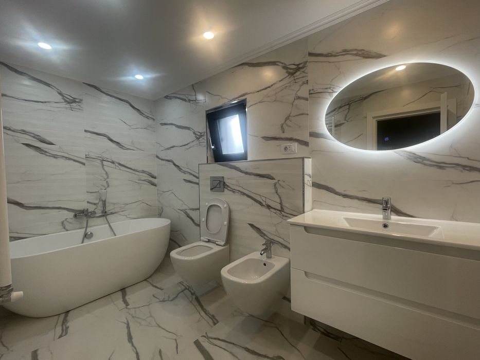 Vand casa de lux ! Gura humorului !