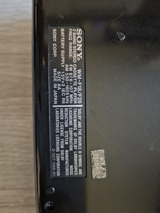 Walkman Sony WM-F18