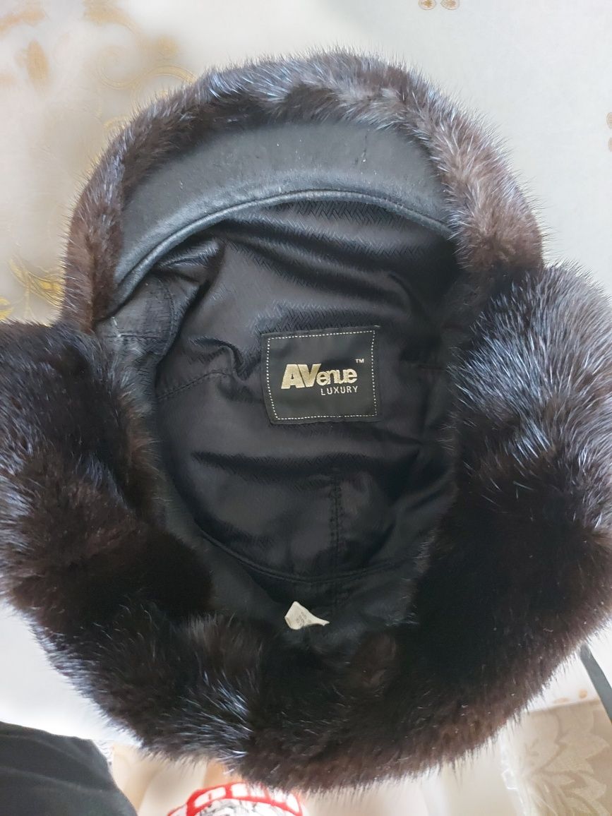 Продам норковую шапку (кепку)