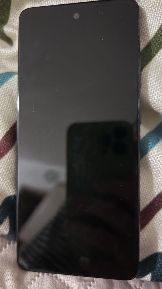 Motorola G04 64gb  android 14 nu are semnal sticla putin fisurata